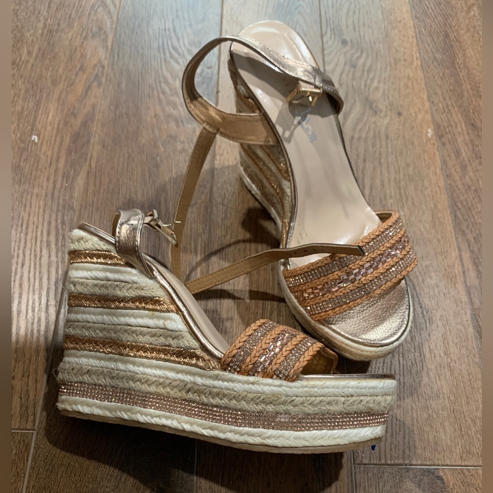 Patricia Wedge Heels size 39
